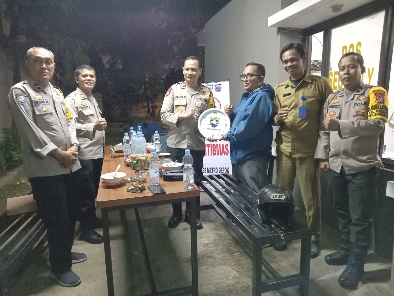 Ngopi Kamtibmas Di Pos Satkamling Citralake Polsek Bojongsari Untuk Jaga Situasi Aman Dan Kondusif