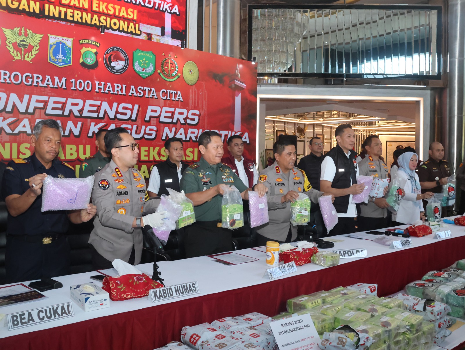 Polda Metro Berhasil Gagalkan Peredaran 207 Kg Sabu Dan 90.000 Butir Ekstasi Jaringan Internasional