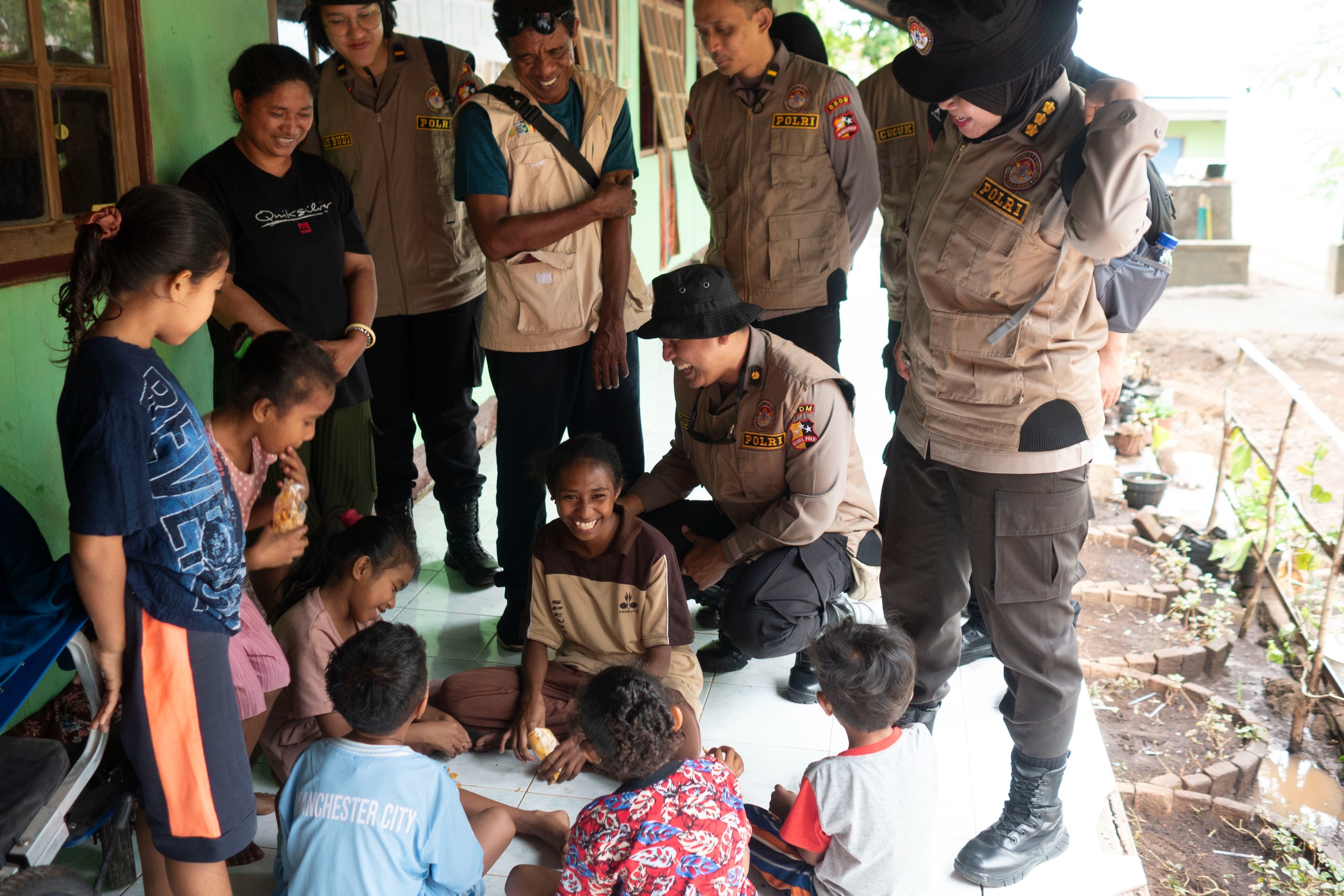 Polri Kirim Tim Pemulihan Trauma Korban Terdampak Erupsi Gunung Lewotobi