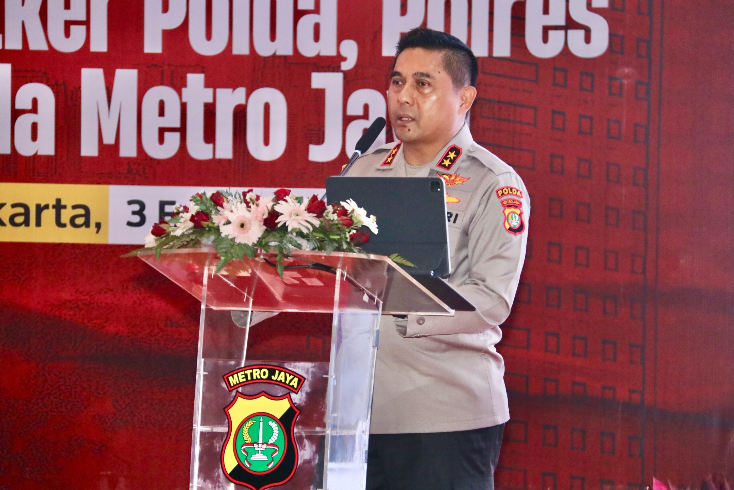 Kapolda Metro Jaya Berikan Arahan kepada Penyidik: Tekankan Profesionalisme Dan Pelayanan Masyarakat