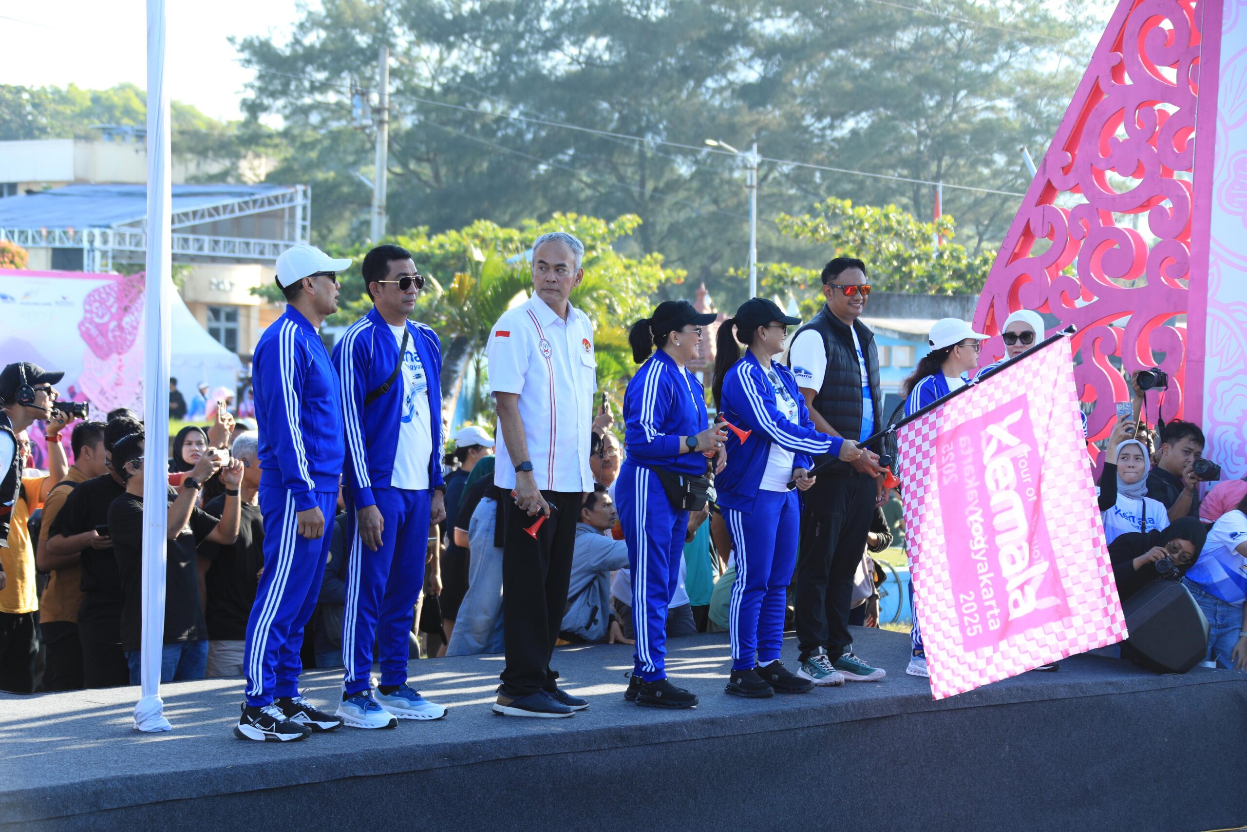 Tour of Kemala 2025 Resmi Dimulai, 326 Peserta Berlaga Di Criterium Yogyakarta