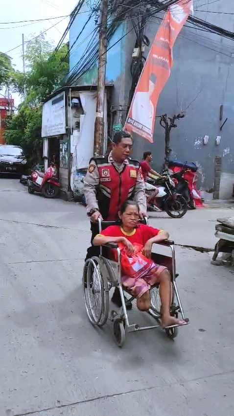Kepedulian Di Tengah Tugas: AIPTU Dwi Herianto Tunjukkan Wajah Humanis Polri