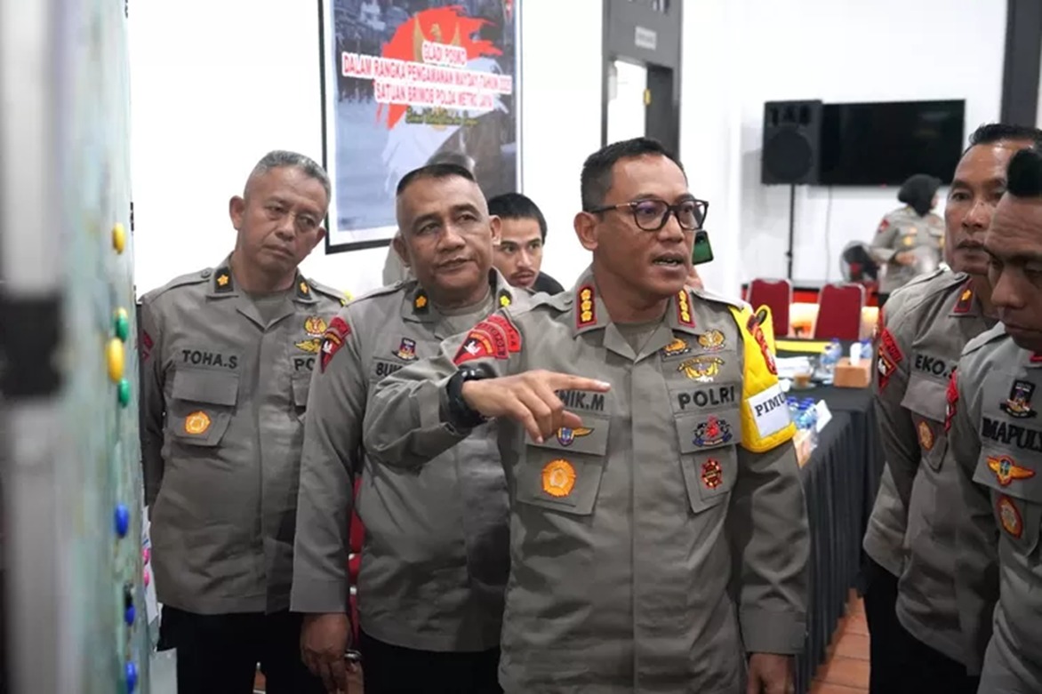 Satuan Brimob Polda Metro Jaya Gelar Gladi Posko, Siap Kawal Dan Amankan Mayday 2025