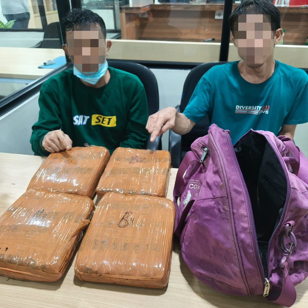 Satresnarkoba Tangerang Kota Tangkap Dua Pengedar Ganja, Sita Hampir 5 Kg Barang Bukti
