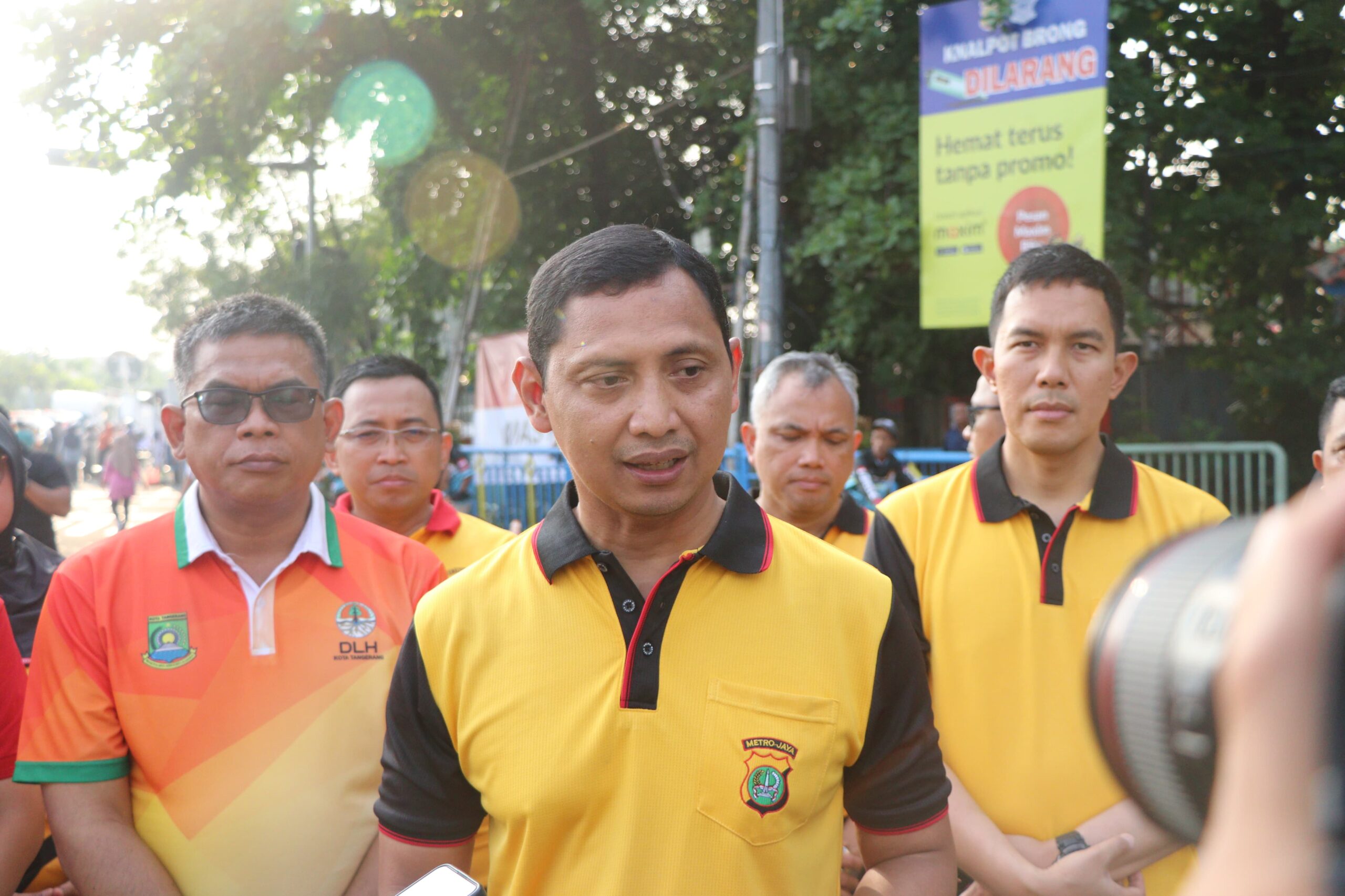 Polres Metro Tangerang Kota Bersama Pemkot Tangerang Gelar Car Free Day Dan Pelayanan Terpadu Di Tugu Adipura