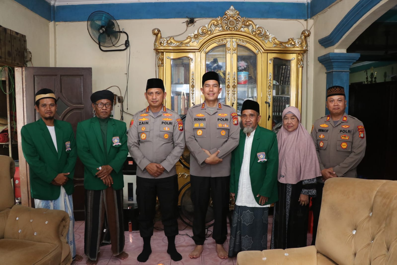 Silaturahmi dan Mohon Do’a Dukungan, Kapolres Metro Tangerang Kota Sambangi Ponpes Daarul Anshor Pakuhaji Tangerang
