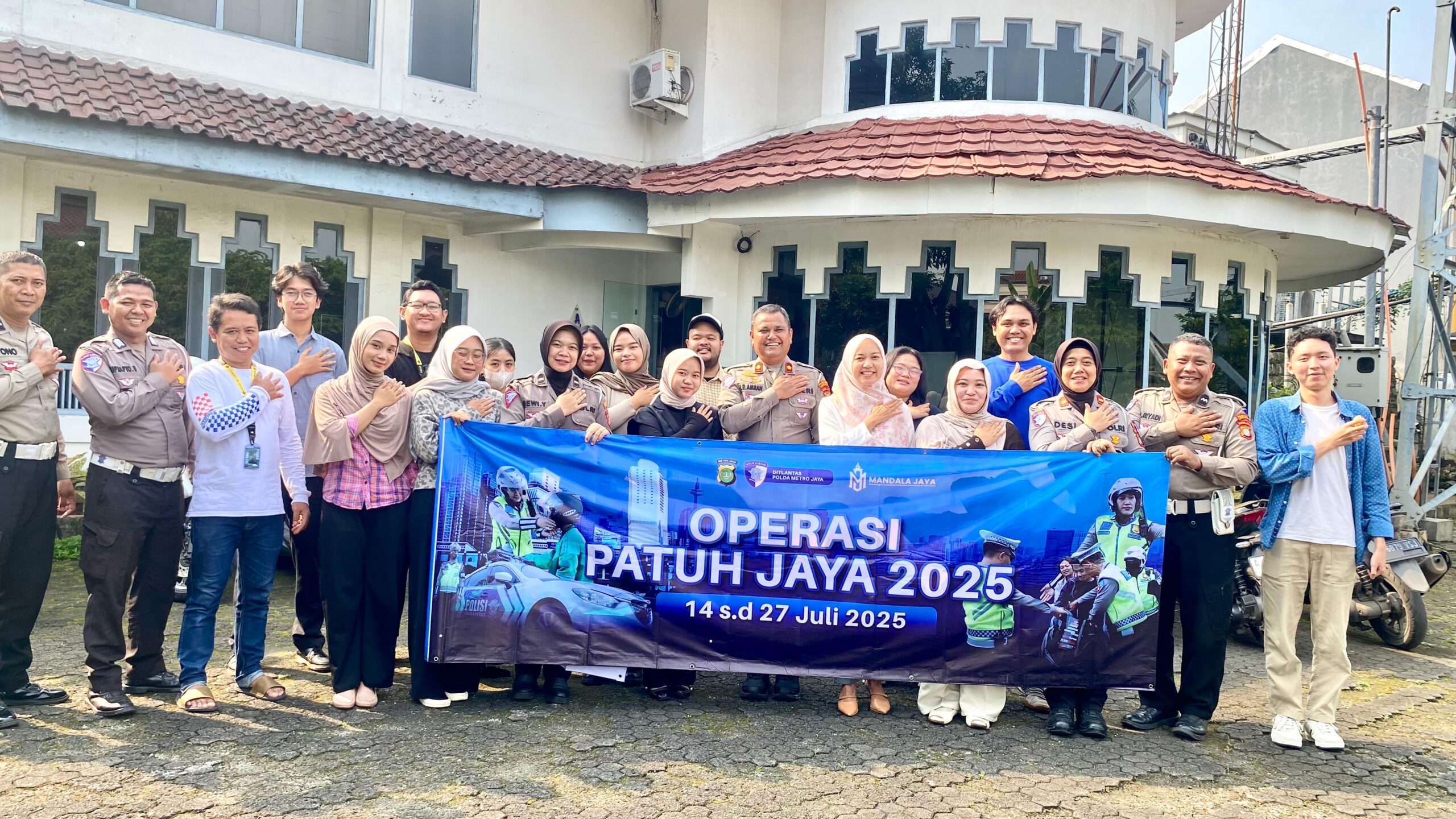 Lewat Siaran Udara, Satlantas Polrestro Tangerang Kota Ajak Pengendara Patuh Aturan