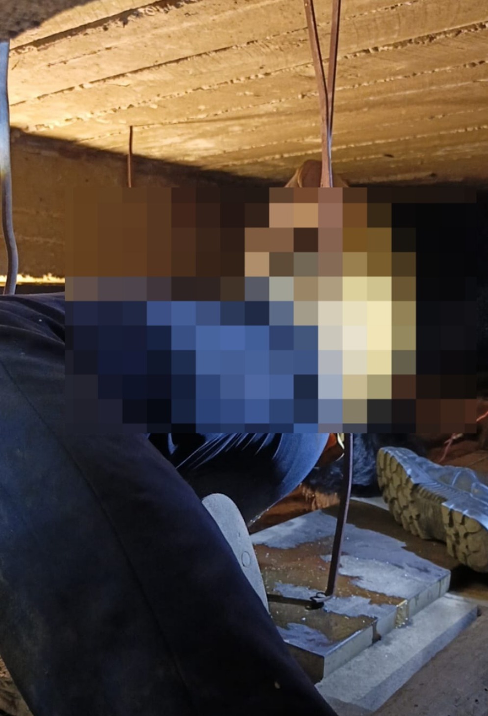 Penemuan Mayat Di Atas Plafon Gudang Gegerkan Pabrik Di Pulomas, Polisi Bertindak Cepat