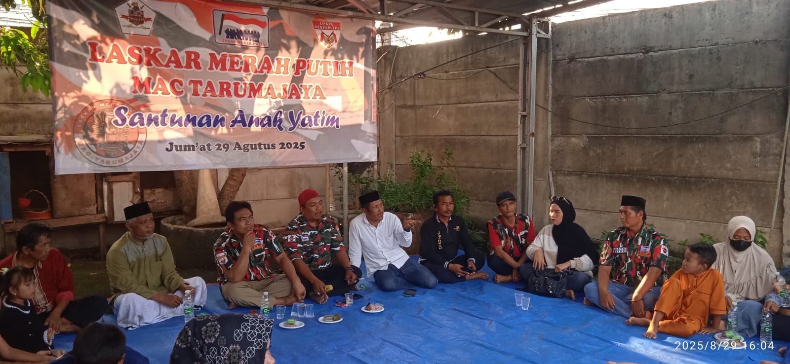 Laskar Merah Putih MAC Tarumajaya Gelar Kegiatan Sosial Dengan Menyantuni Anak
