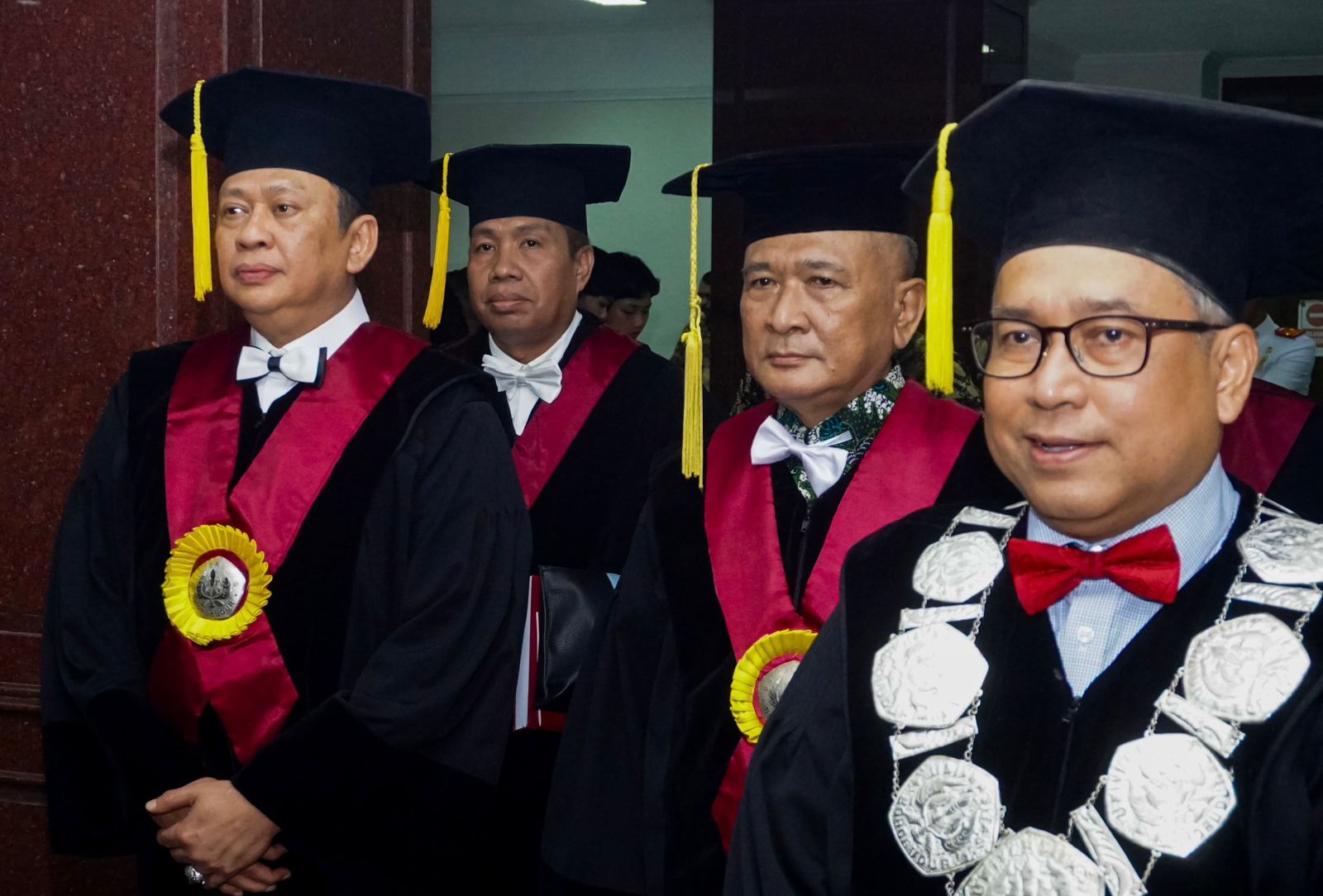Uji Sidang Terbuka Doktor Ilmu Hukum, Bamsoet Ingatkan Ancaman Tirani Algoritma, Kecerdasan Buatan dan Muslihat Disinformasi