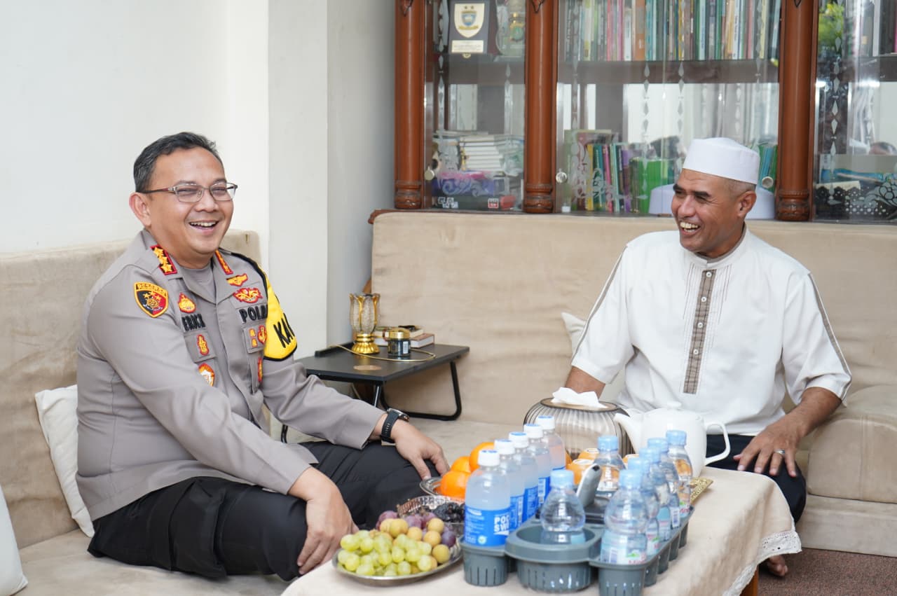 Kapolres Metro Jakarta Utara Silaturahmi ke Kediaman Habib Boften di Tanjung Priok