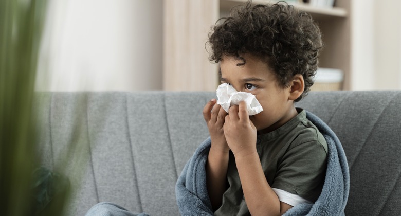 Waspada Musim Batuk Pilek! Kenali Gejala Pusing, Demam, dan Sakit Tenggorokan Hingga ke Telinga