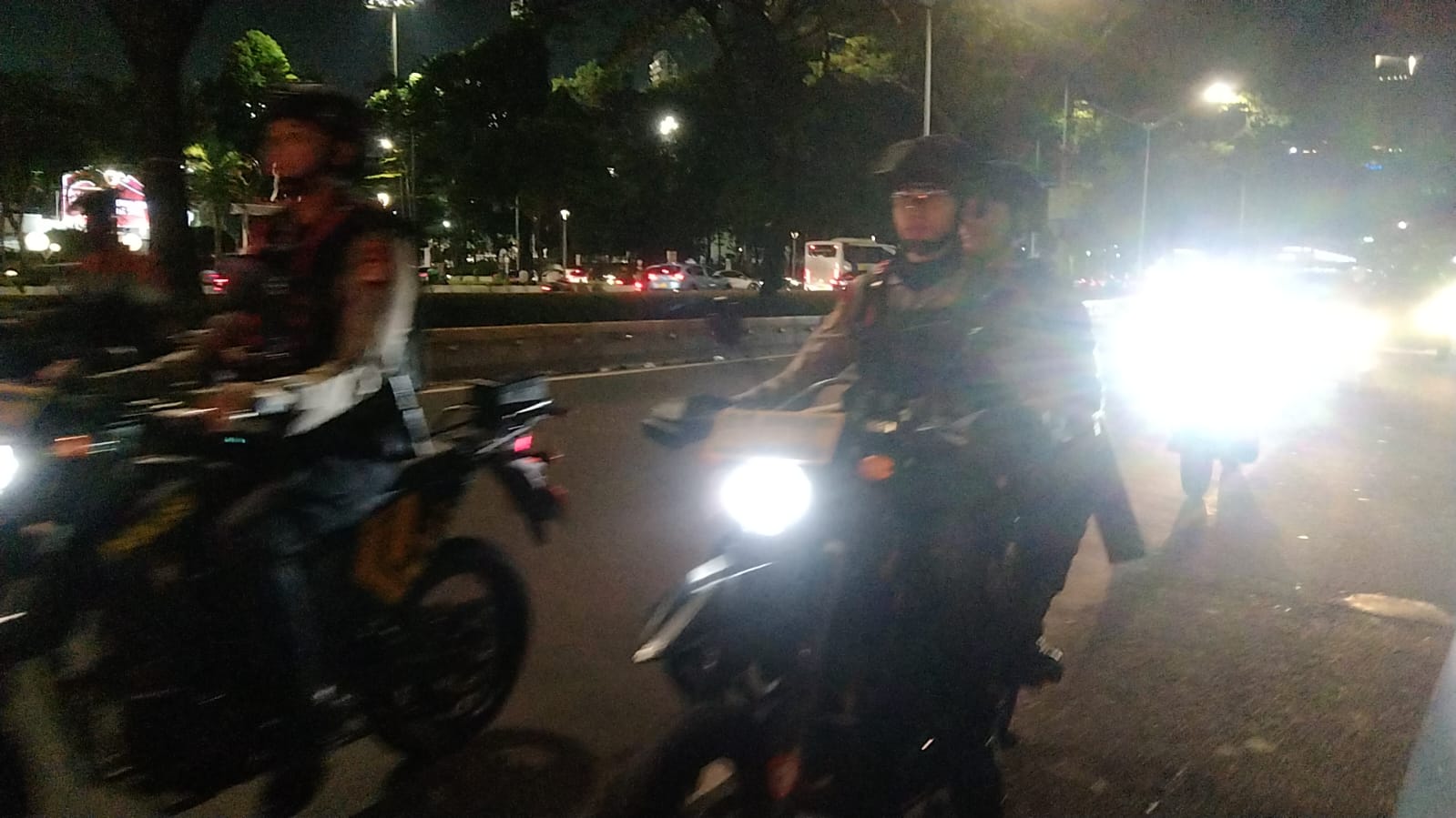 Jaga Jakarta Kondusif, Polda Metro Jaya Gelar Patroli Gabungan di Malam Hari