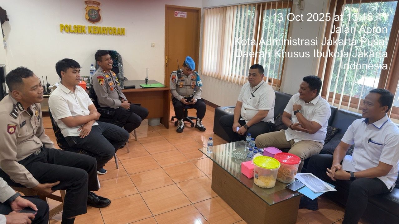 Bidpropam Polda Metro Jaya Sosialisasikan Larangan Gaya Hidup Mewah dan Whistle Blower System di Polsek Sawah Besar dan Kemayoran