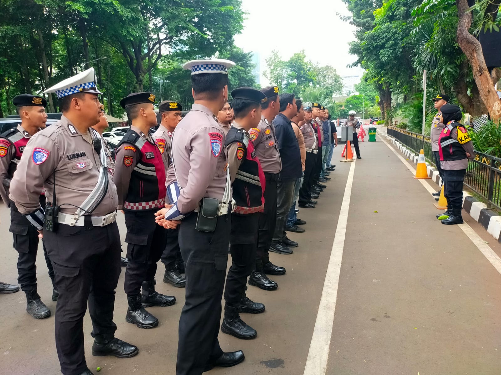 Patroli Sore Polda Metro Jaya, Polisi Hadir Beri Rasa Aman untuk Warga