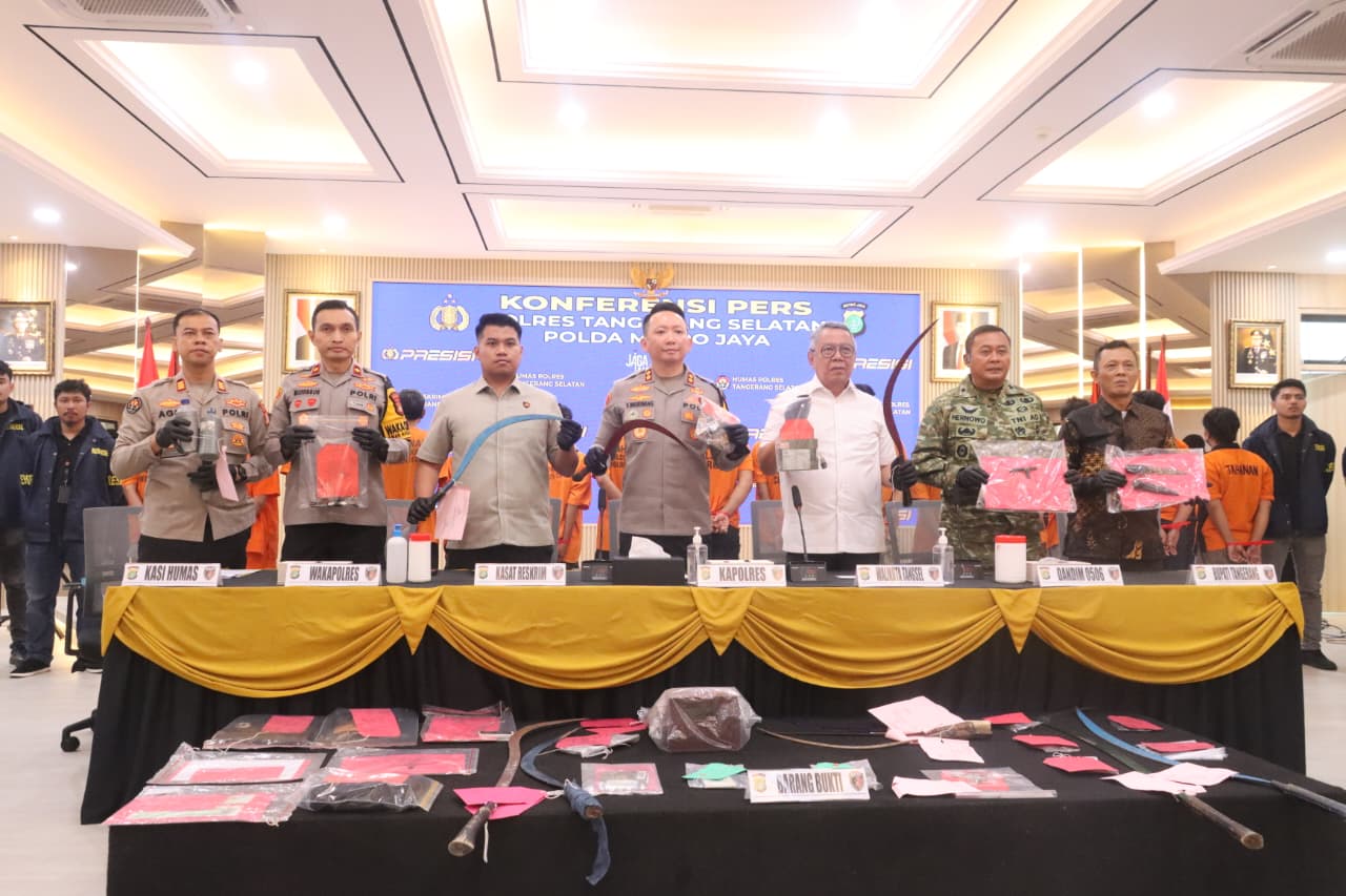 Kapolres Tangsel : Siskamling Terpadu Efektif dalam upaya mencegah Kejahatan dan membantu Kepolisian mengamankan pelaku kejahatan (Preventif Strike)