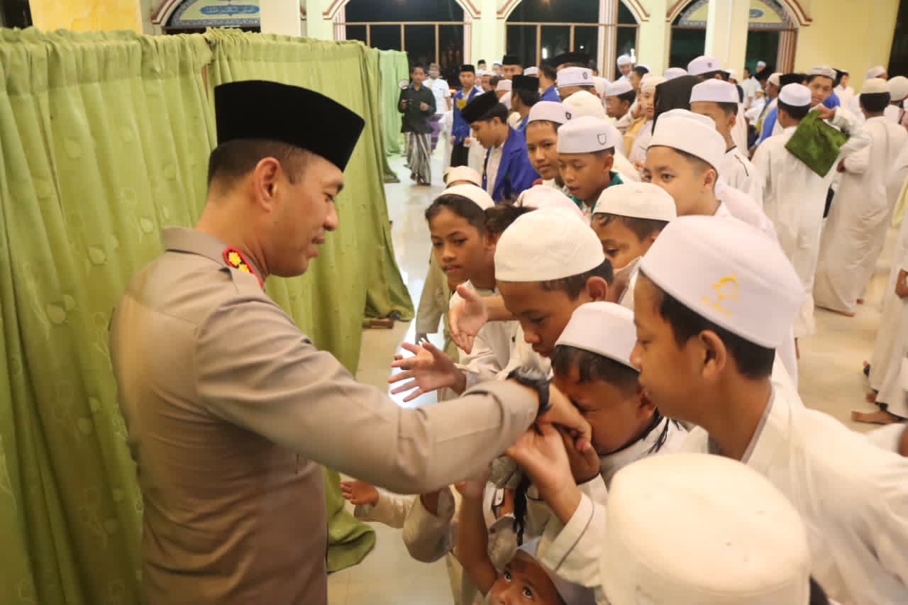 Kapolres Metro Tangerang Kota Lakukan Kunjungan Dan Silaturahmi Ke Pondok Pesantren Ash-Shiddiqiyah 02 Batuceper