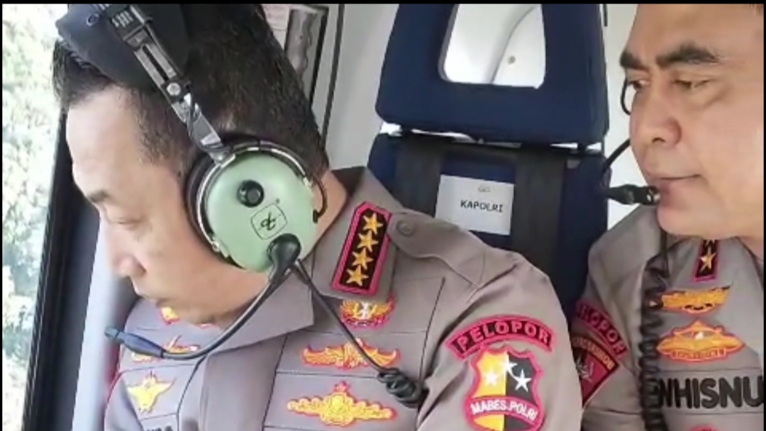 Kapolri dan Ketua Umum Bhayangkari Tinjau Udara Dampak Banjir Longsor Sumut, Pastikan Percepatan Bantuan untuk Warga