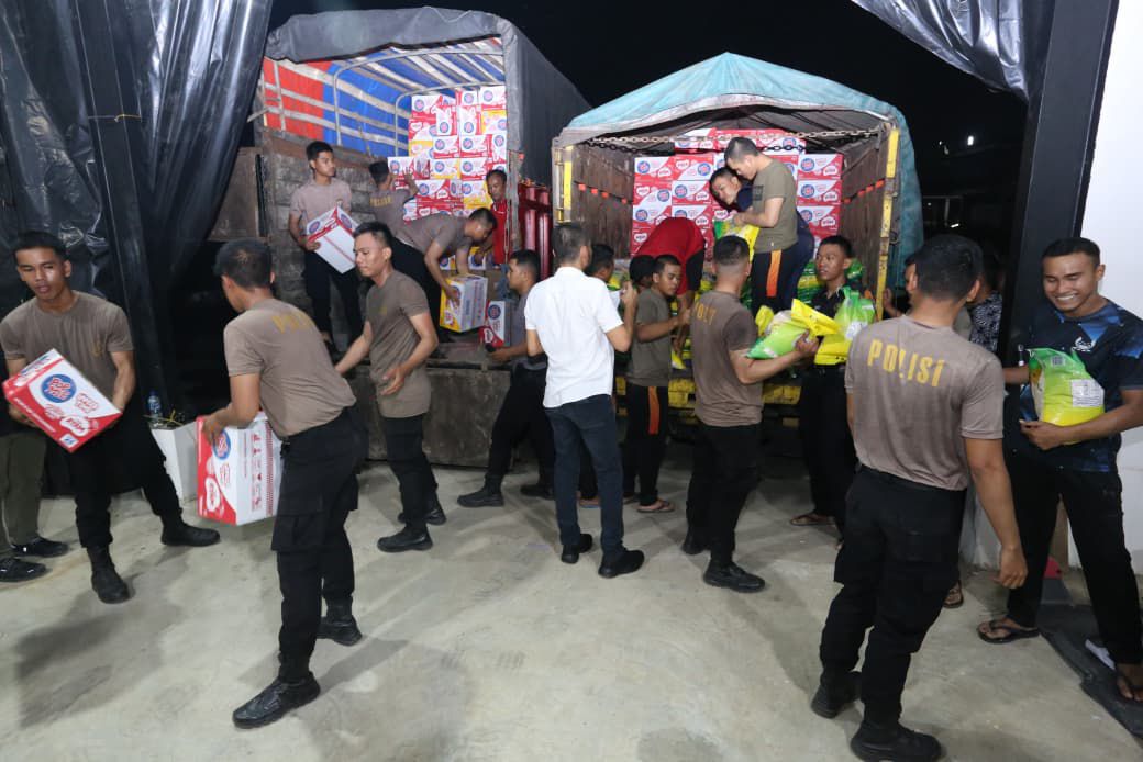 Polda Sumut Kembali Kirim 5 Truk Bantuan Kemanusiaan untuk Korban Bencana di Tapteng dan Sibolga