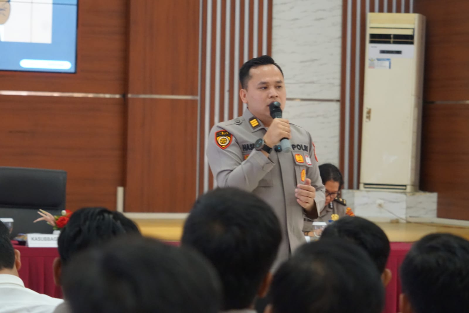 Polres Metro Bekasi Gelar Pembekalan Psikologi untuk PNPP, Tekankan Penguatan Mental dan Kualitas Pelayanan