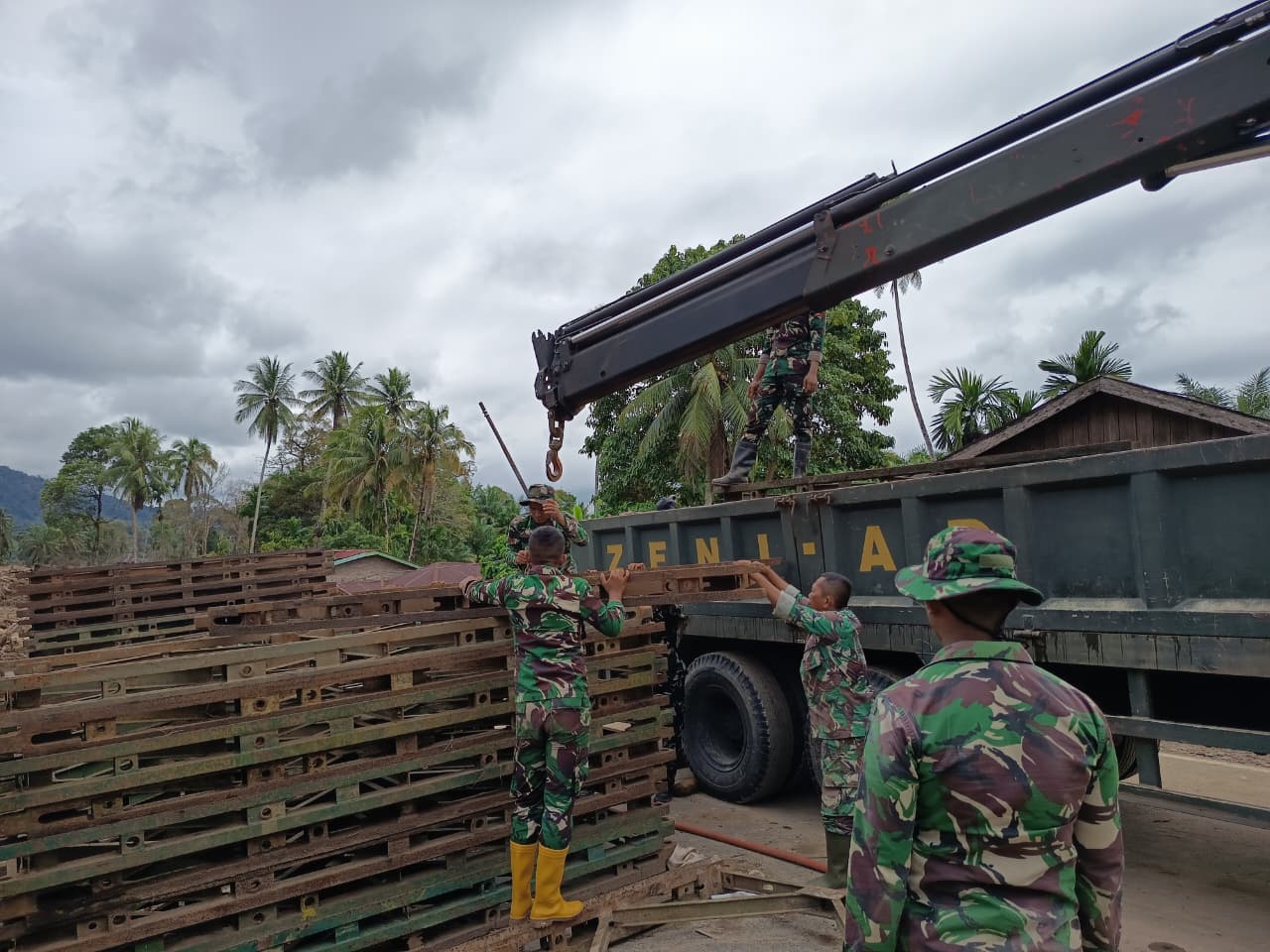 Jembatan Bailey di Anggoli Tuntas Dibangun, Akses Warga Tapteng Kembali Terhubung