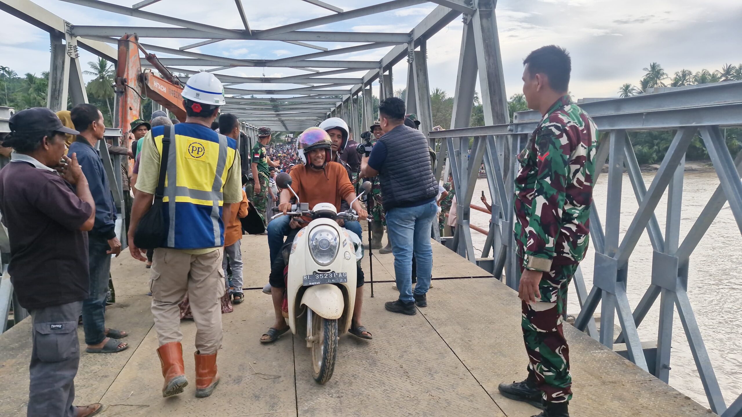 Akhir Penantian: Jembatan Bailey Teupin Mane Rampung, Aktivitas Warga Kembali Normal