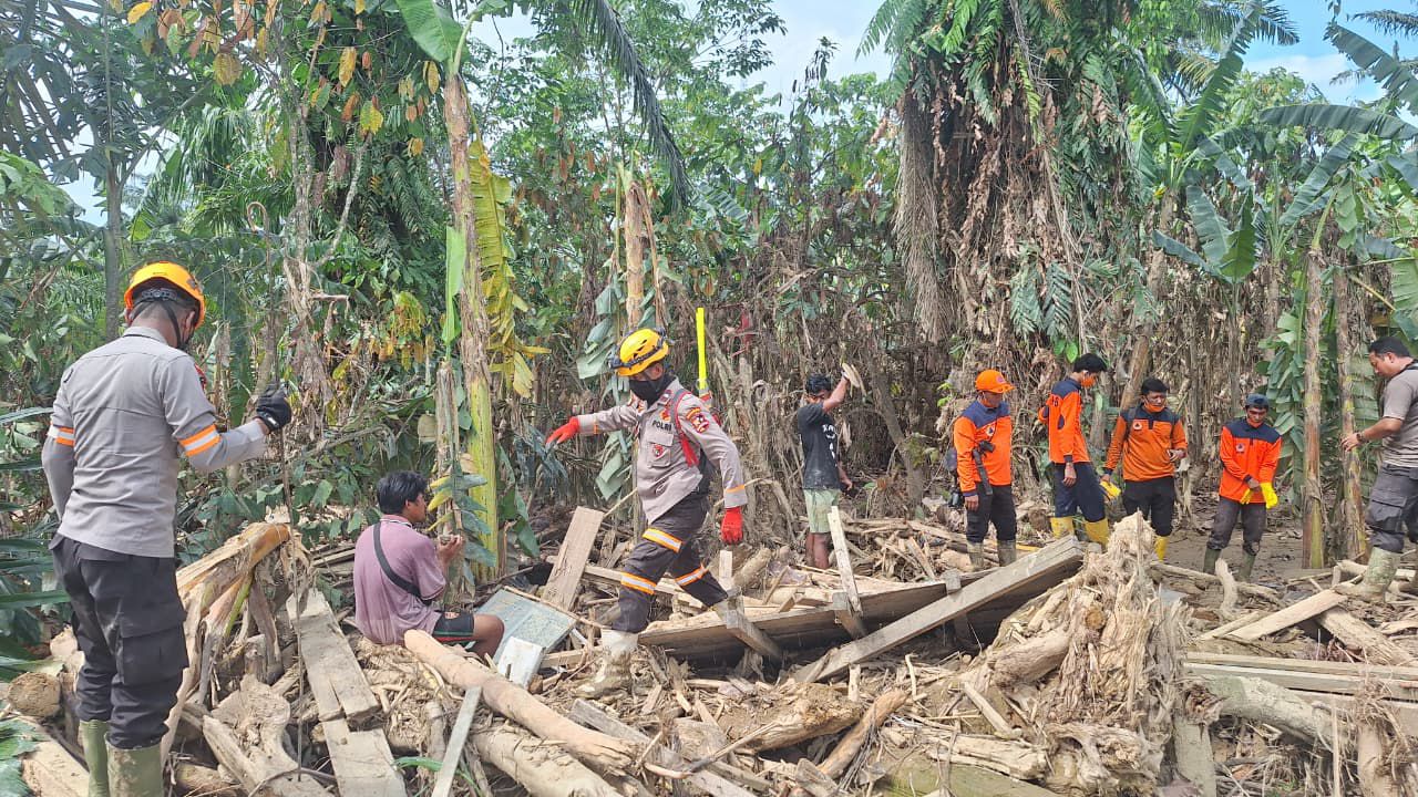 Tindak Lanjut Laporan Warga, Satwa K-9 Polri Berhasil Temukan Jenazah di Aceh Tamiang