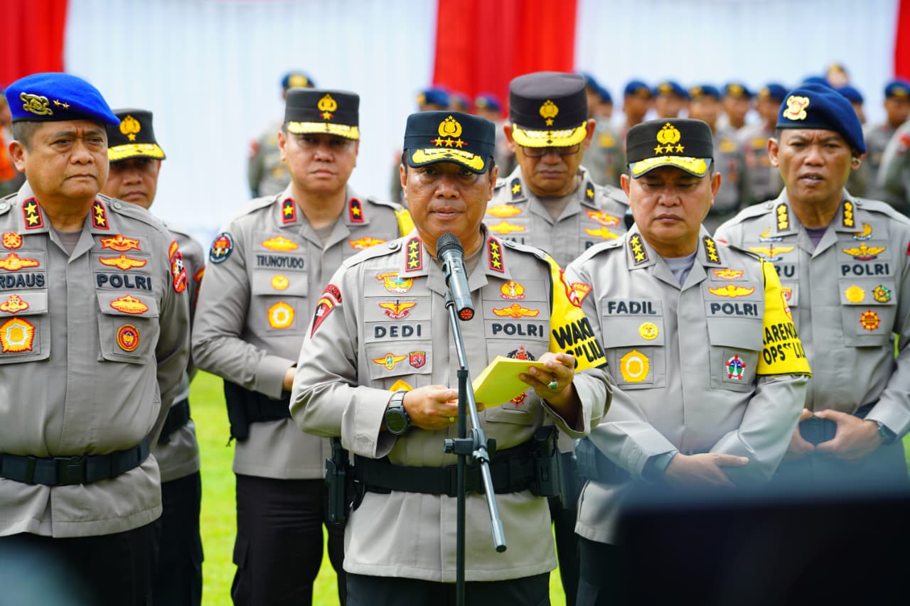 Wakapolri Tegaskan Polri Hadir untuk Kemanusiaan, Perkuat Penanganan Bencana di Tiga Provinsi