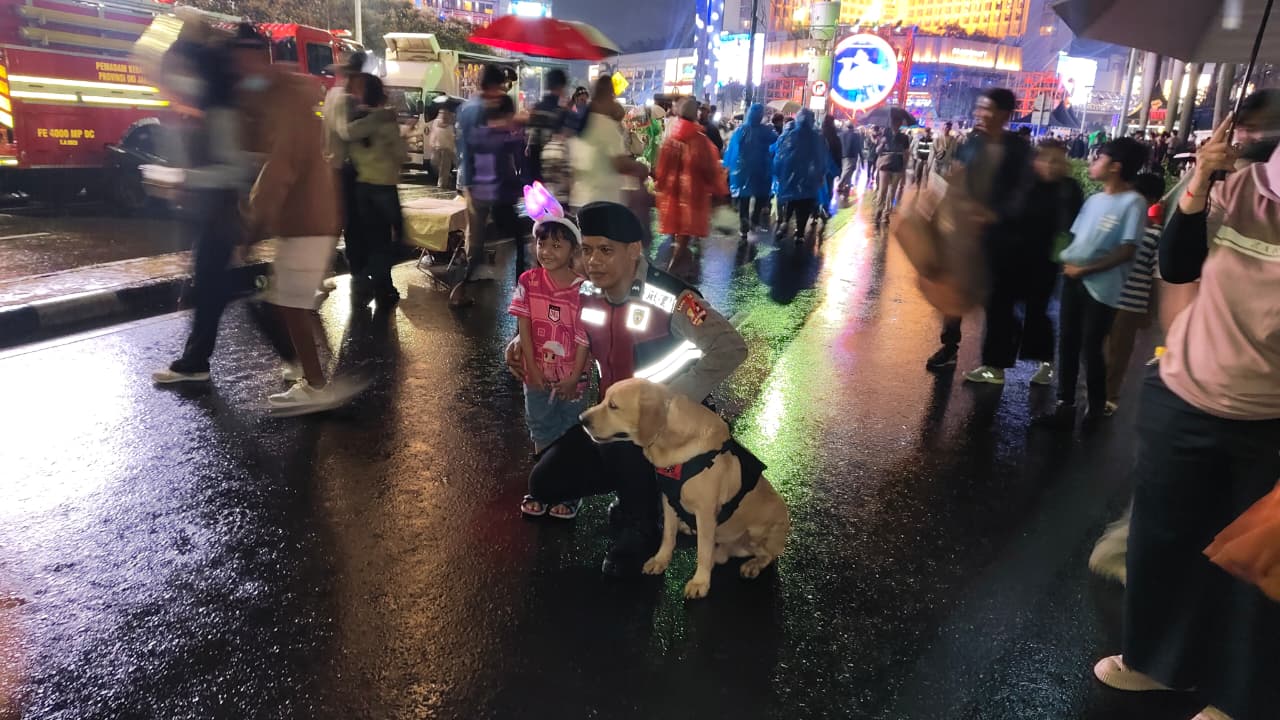 Baharkam Polri Kerahkan K-9 Jaga Keamanan Perayaan Tahun Baru Di HI