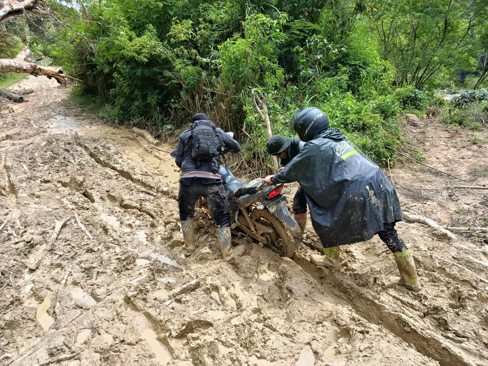 Mengawali Tahun 2026, Polres Aceh Tengah Tembus Wilayah Terisolir Pascabencana, Pastikan Kondisi Bayi yang Viral Dan Layani Kesehatan Warga