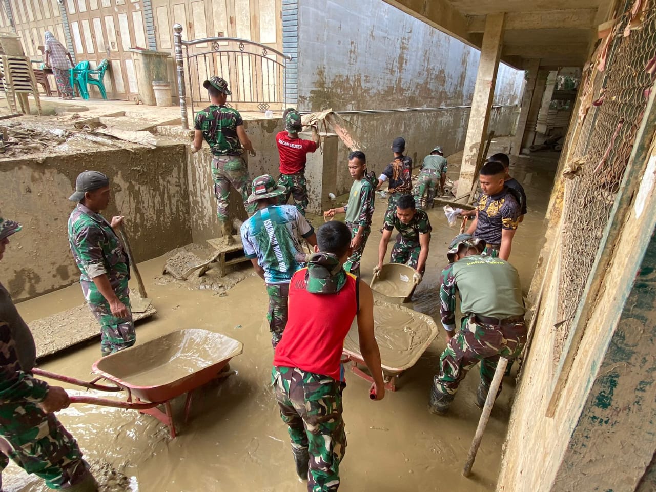 Lagi, TNI AD Percepat Pemulihan Sekolah Terdampak Banjir Bandang di Aceh Tamiang