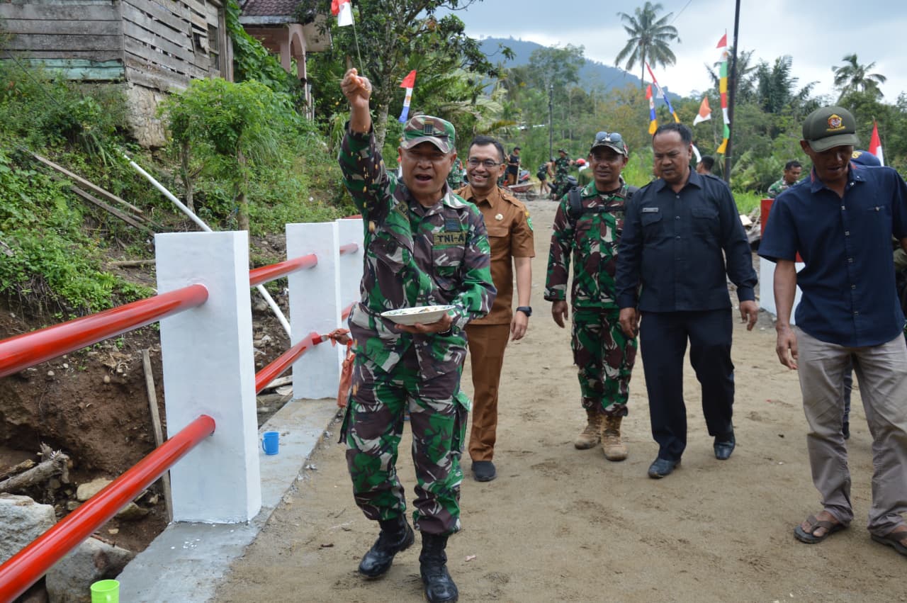 Satgas Yonzipur I/DD Rampungkan Jembatan Aramco Lubuk Raya di Padangsidimpuan