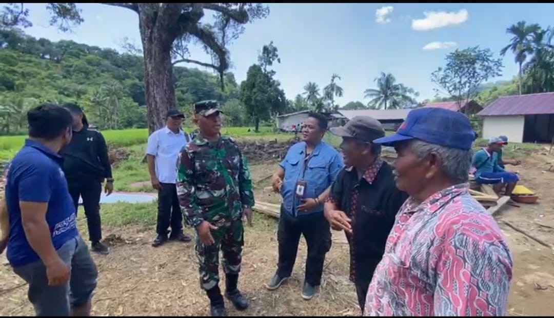 Kodim 0312/Padang Percepat Pembangunan Huntara untuk Warga Kapalo Koto Pauh