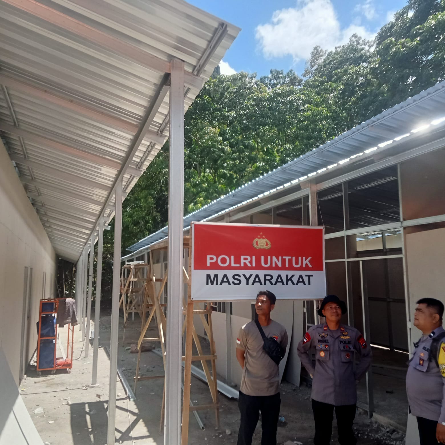 Progres Pembangunan Huntara Puluik Puluik di Polda Sumatera Barat