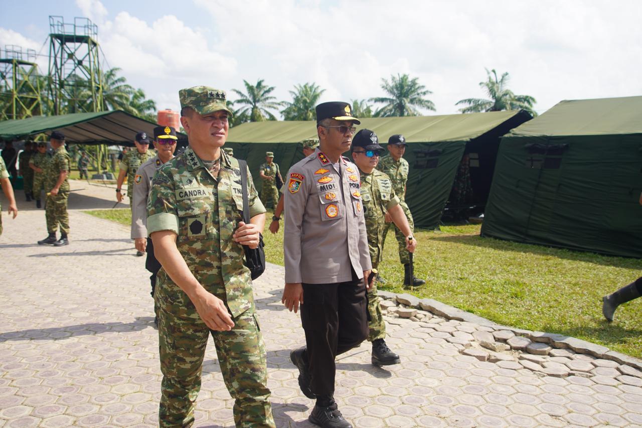 Sinergi TNI-Polri: Wakil Panglima TNI dan Gubernur Akpol Tinjau Pemulihan Pascabanjir di Aceh Tamiang