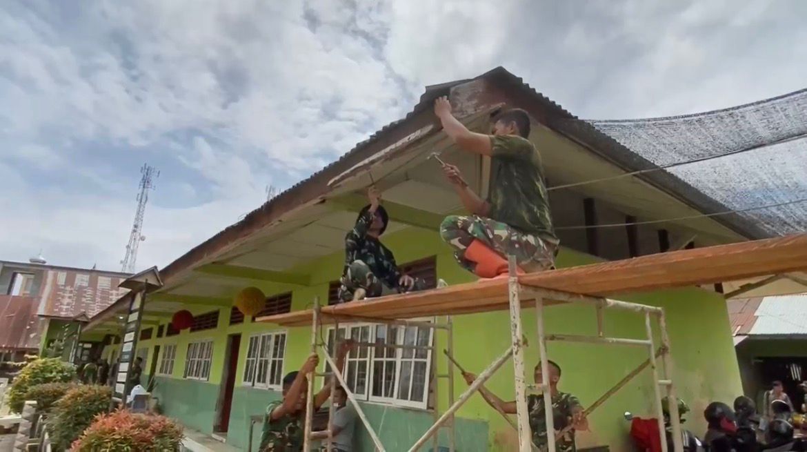 TNI AD Renovasi SDN 1 Tualang Cut Pascabanjir, Sekolah Kembali Layak untuk Siswa Belajar