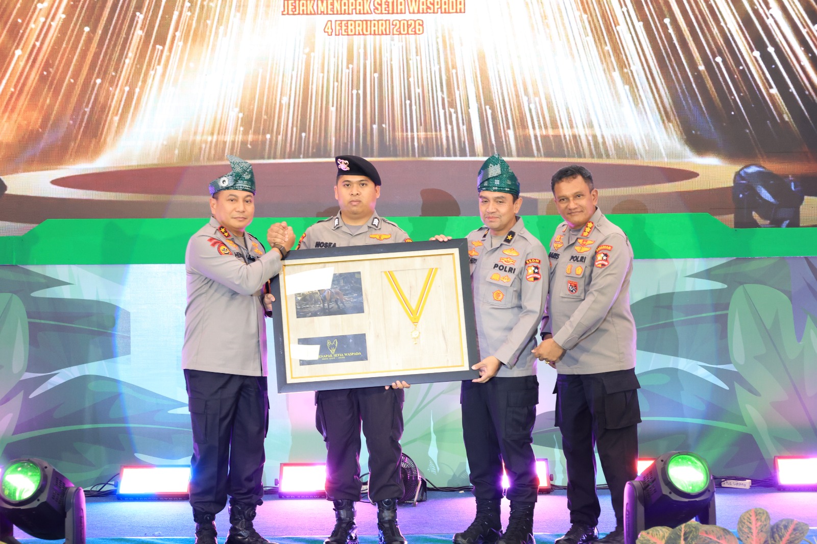 Aktivis Lingkungan dan Pemerhati Satwa Melanie Subono : Apresiasi Langkah Polri Berikan Penghargaan Kepada Hewan sebagai Pahlawan