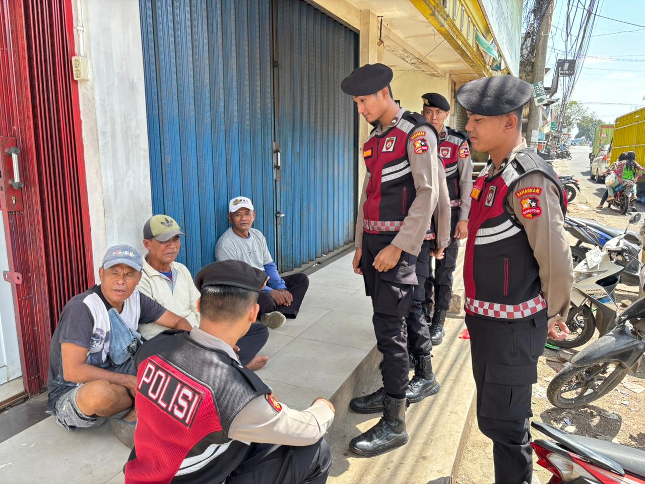 Tingkatkan Keamanan dan Kelancaran Arus Lalin, Detasemen Perintis Baharkam Polri Gelar Patroli Dialogis