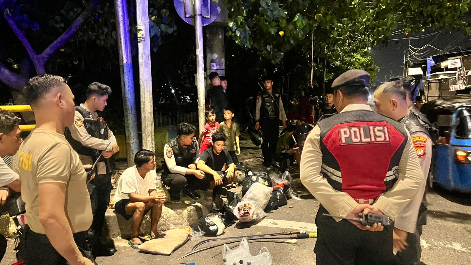 Ramadan Kondusif: Detasemen Perintis Polri Terjunkan Personel Bersenjata Lengkap Jaga Titik Rawan Jakarta Pusat