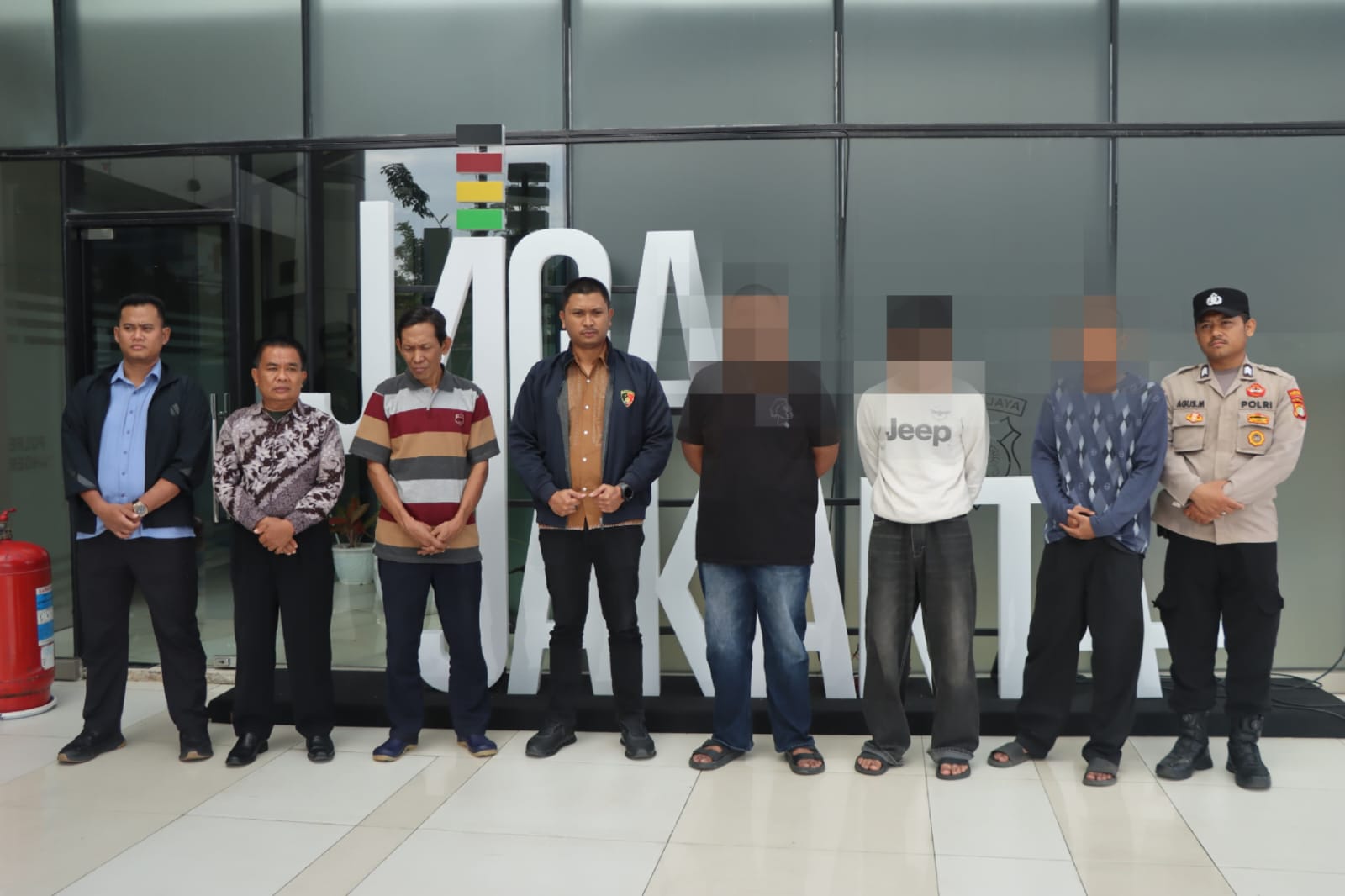 Viral di Media Sosial, Kasus Pelemparan Petasan terhadap Sopir Angkot Berakhir Damai