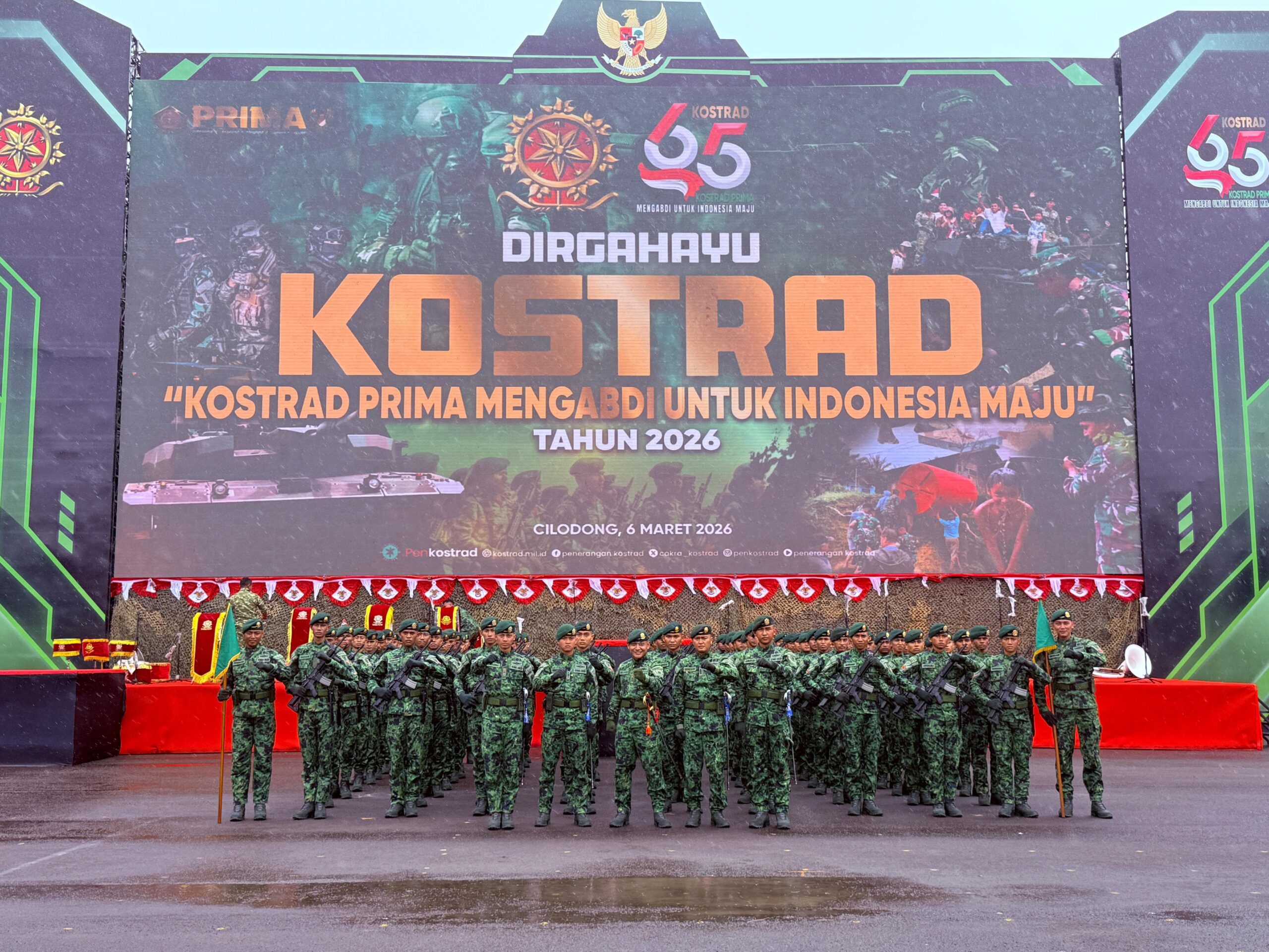 Komandan Yonif 509/BY/9/2 Kostrad Bersama Prajurit Tunjukkan Jiwa Ksatria pada Upacara HUT ke-65 Kostrad