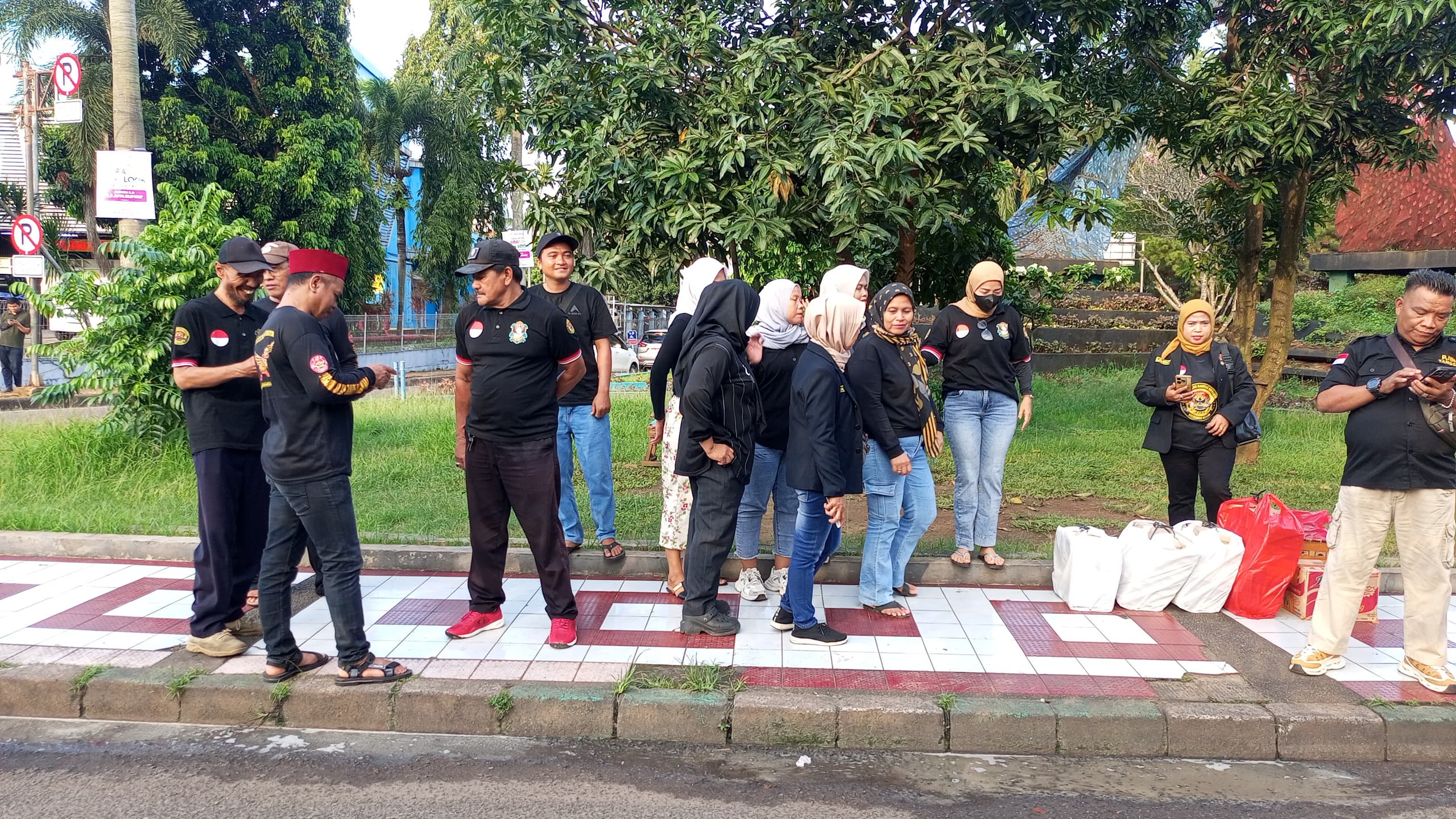 PAGURON JALAK BANTEN NUSANTARA (PJBN) DPC SERPONG UTARA BAGI-BAGI TAKJIL