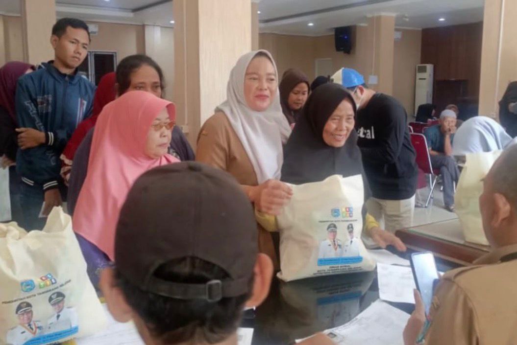 Bantu Penuhi Kebutuhan Masyarakat, Dinsos Tangsel Siapkan Ratusan Paket Bansos