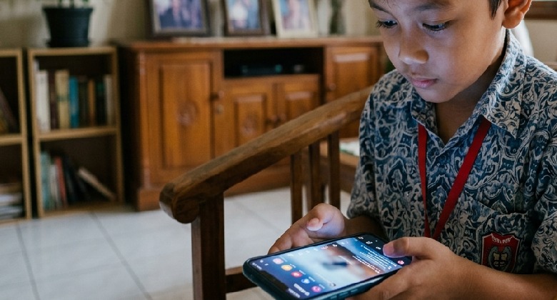 UU Perlindungan Anak di Ranah Digital: Dampak Positif terhadap Kesehatan Mental Anak Menurut Ahli