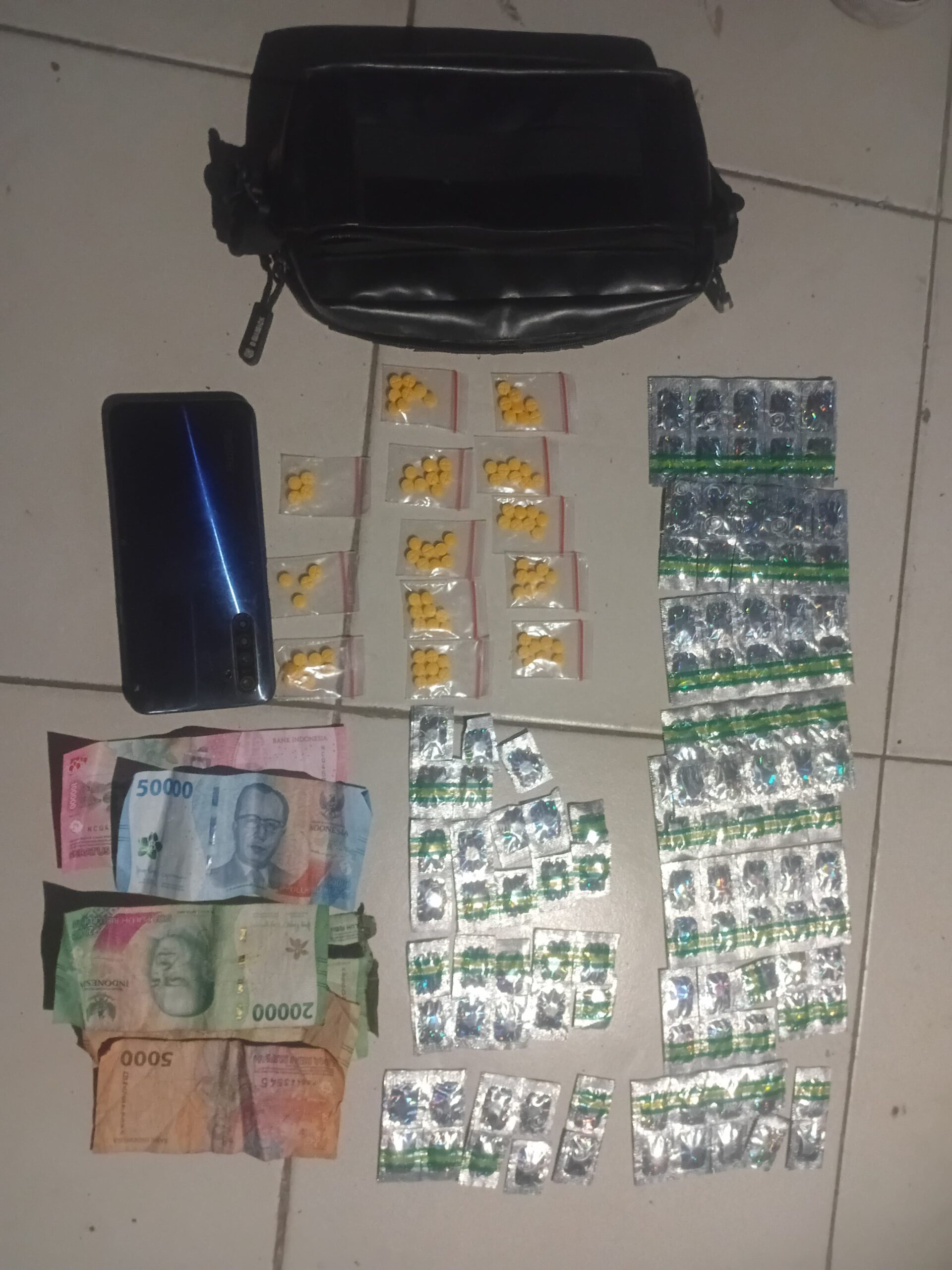 Satresnarkoba Bongkar Peredaran Obat Daftar G, Dua Pelaku Tak Berkutik Diamankan Polisi