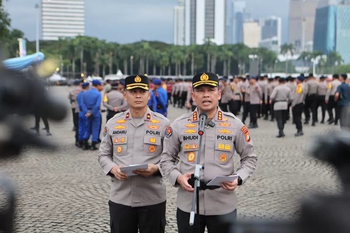 Polda Metro Jaya Kerahkan 6.678 Personel, Pelayanan Humanis Kawal Aksi May Day di DPR/MP