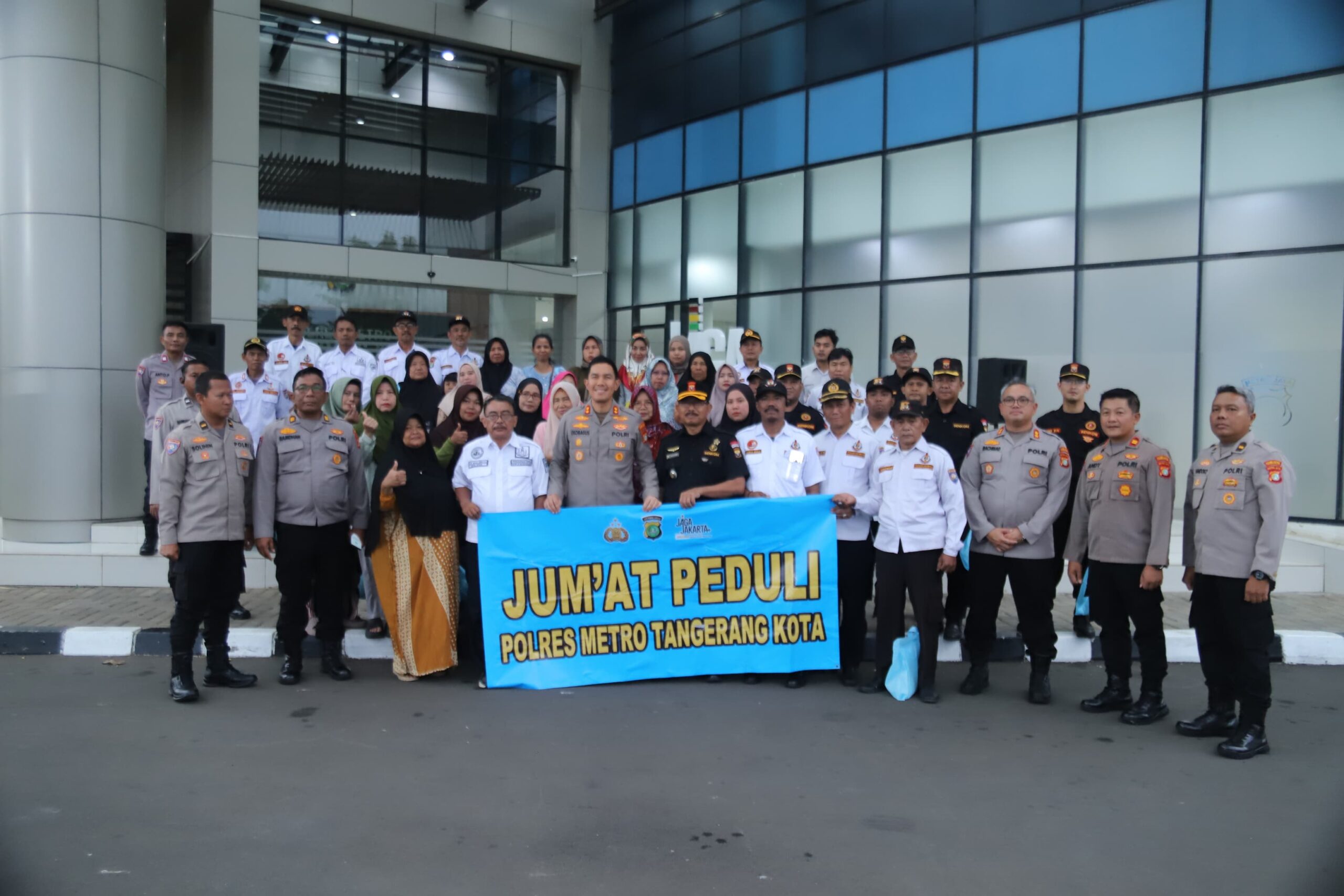Perkuat Sinergi, Polres Metro Tangerang Kota Libatkan Sabuk Kamtibmas Dan Gelar Jumat Peduli