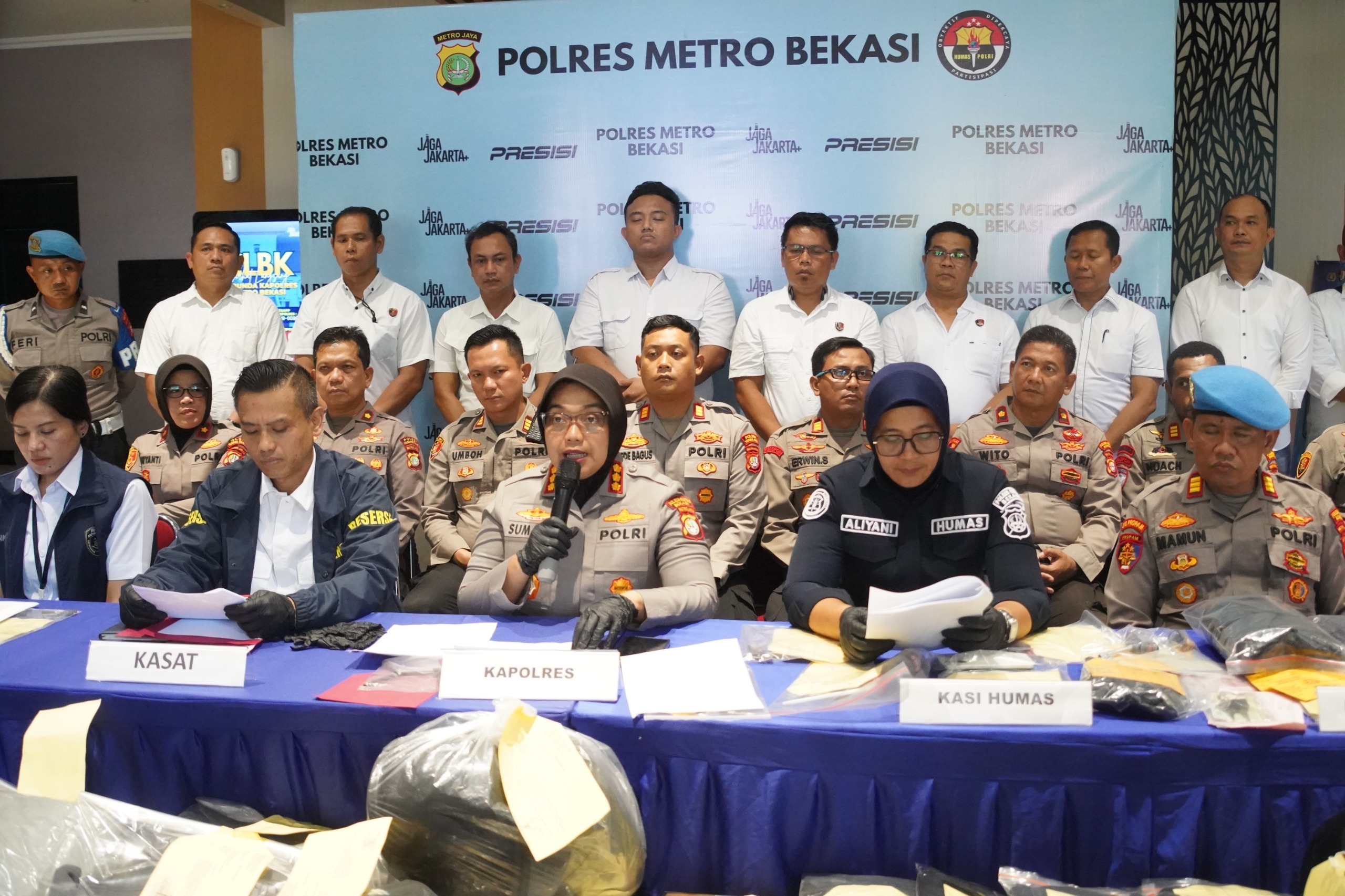 Polres Metro Bekasi Amankan 25 Tersangka Curanmor dan Pencurian Rumah Kosong