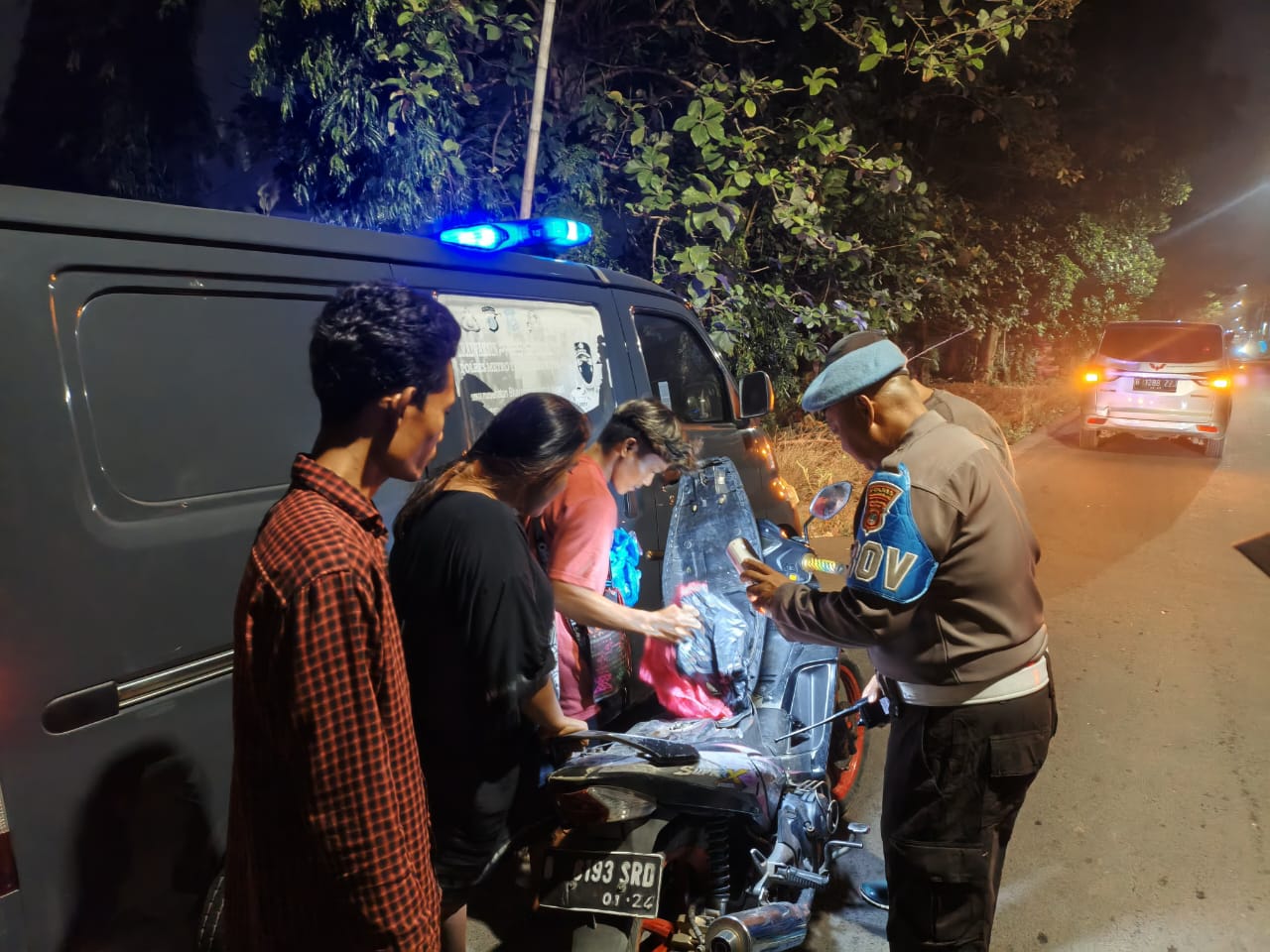 Patroli Jaga Jakarta, Polsek Neglasari Intensifkan Razia dan Patroli Mobile Cegah Kejahatan Jalanan