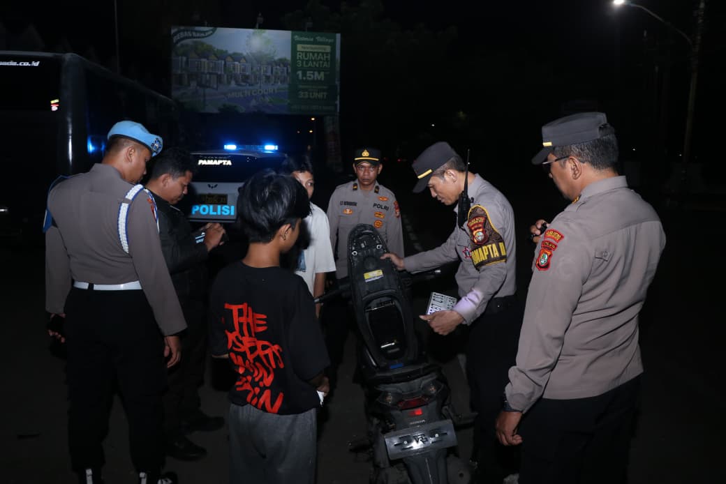 Cegah Tawuran Dan Kejahatan Jalanan, Polres Metro Tangerang Kota Gelar Operasi Cipta Kondisi Hingga Dini Hari